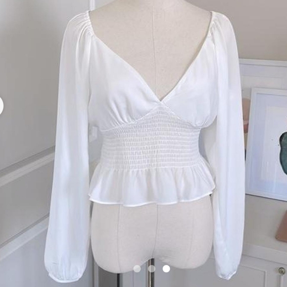 WAYF Smockedwaist Raglan Blouse Top in White Ruffle Trim Long Sleeve Size M - Picture 4 of 4